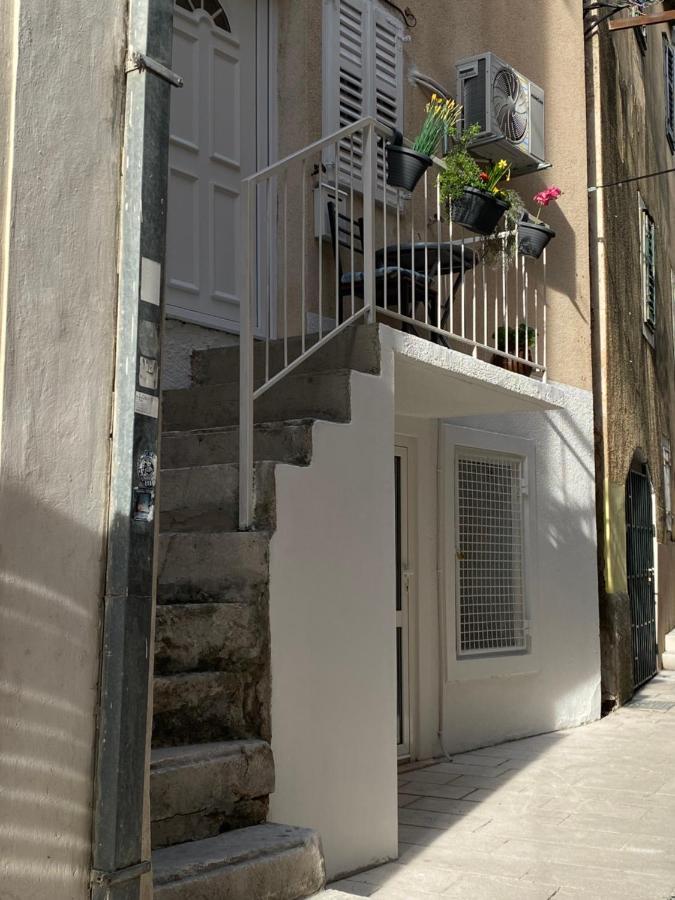 Calla * Makarska